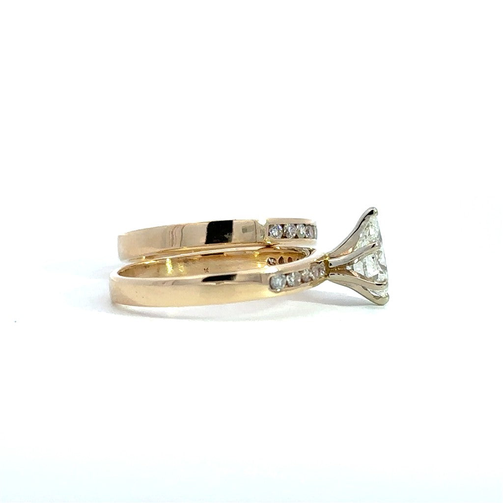 Pear Shape Diamond Wedding Set in 14k Yellow Gold