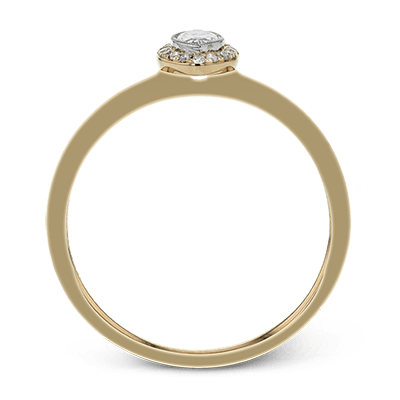 Halo Ring in 18k Gold with Diamonds