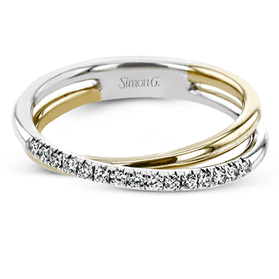 Right Hand Ring In 18k Gold With Diamonds