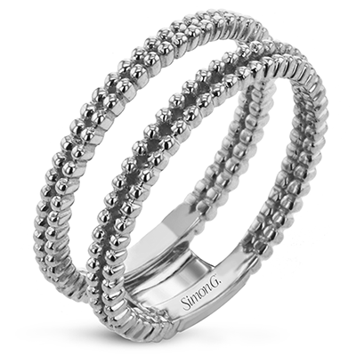 Round-cut Engagement Ring & Matching Wedding Band in 18k Gold with Diamonds