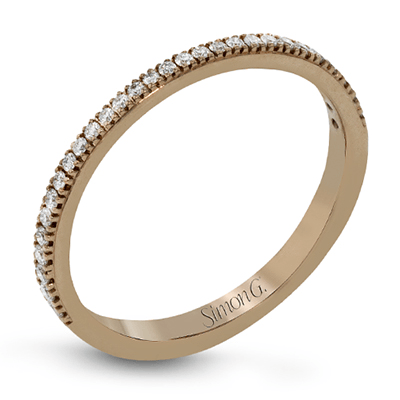 Round-cut Halo Engagement Ring & Matching Wedding Band in 18k Gold with Diamonds