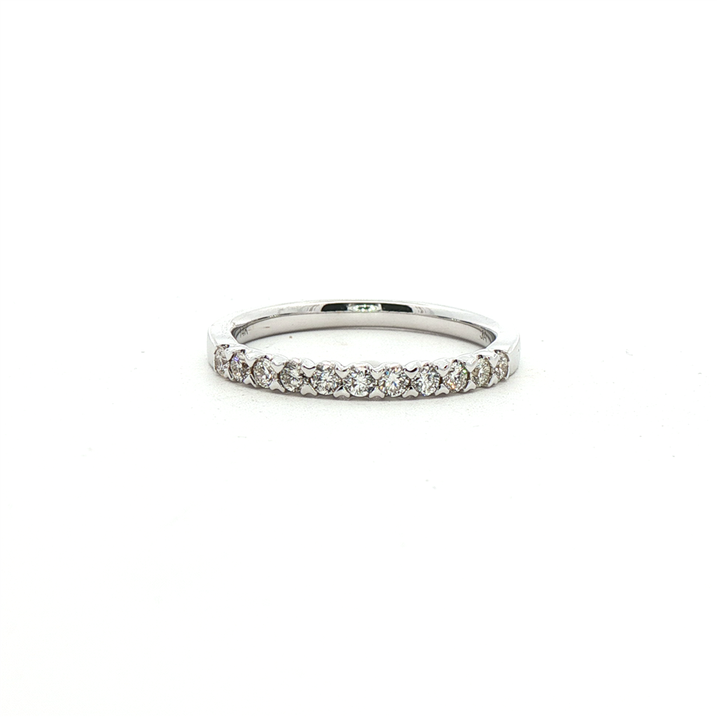 Diamond Wedding Band in 18k White Gold
