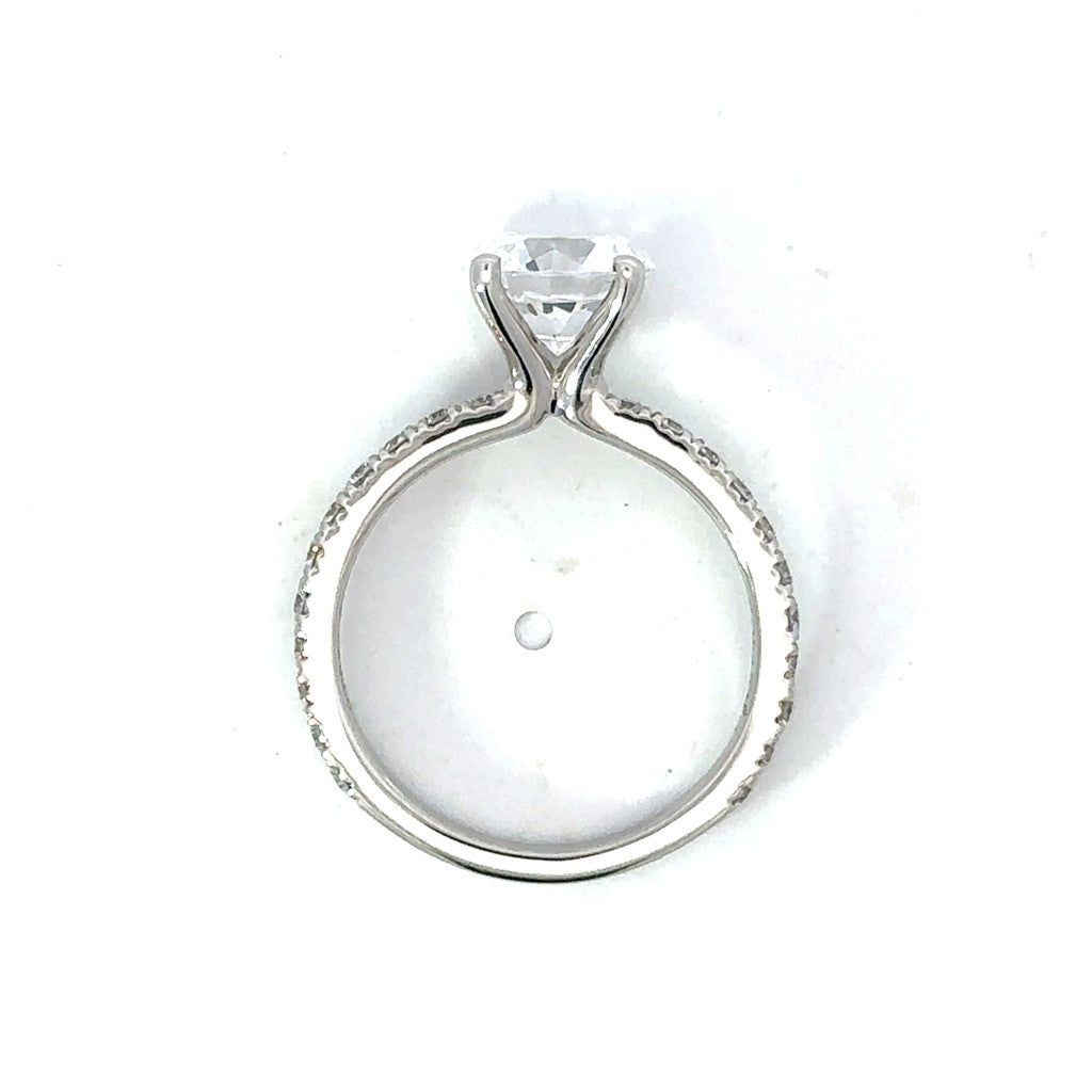 Round-Cut Diamond Engagement Ring in Platinum