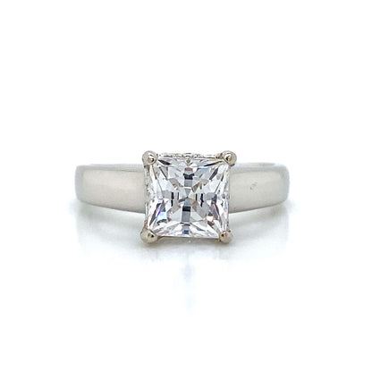 Solitaire Engagement Ring in 18K White Gold