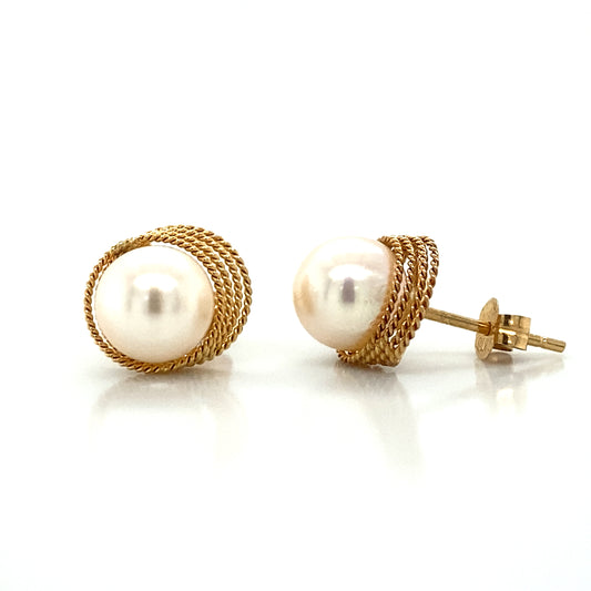 Twisted Halo Pearl Earrings in 18K Yellow Gold