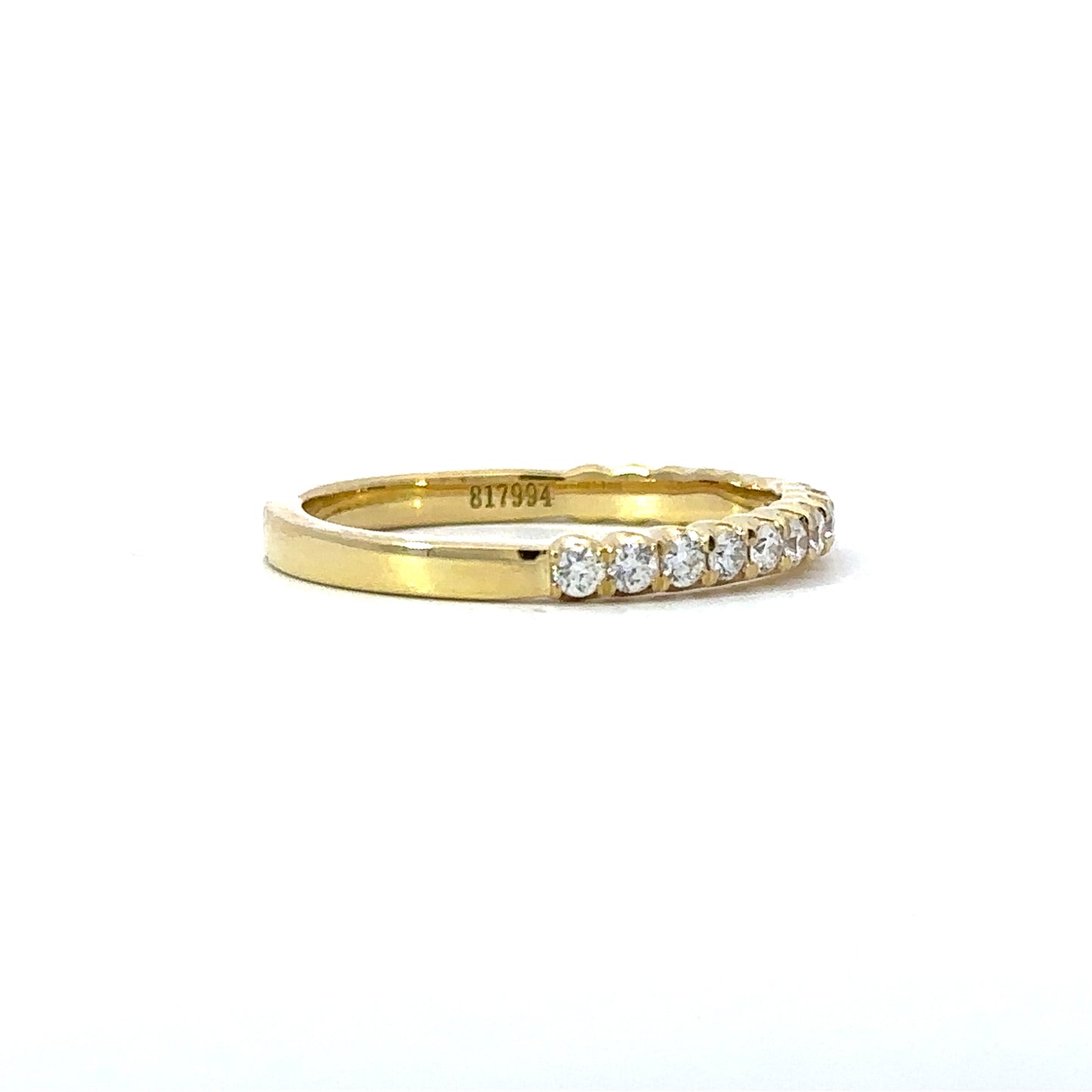 Diamond Wedding Band in 18k Yellow Gold