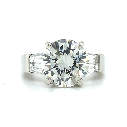 Diamond Ring in Platinum