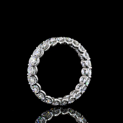 Eternity Band Cushion Brilliant Platinum EB4068
