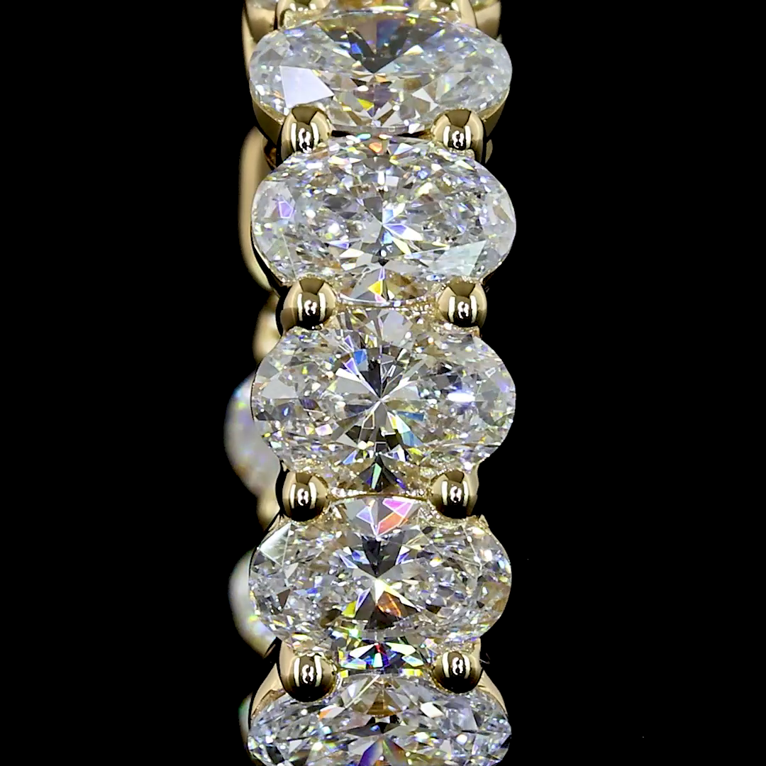 Huggies Earring Oval 14K Yellow Gold ER11936