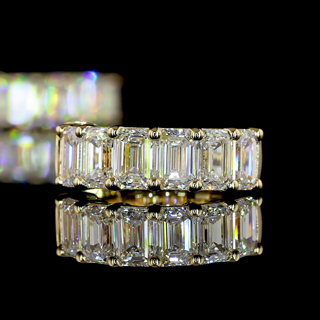 Huggies Earring Emerald 14K Yellow Gold ER11989