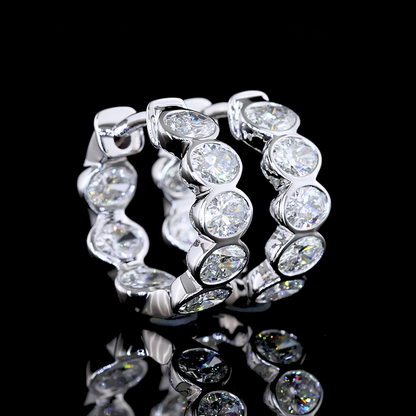 Huggies Earring Oval 14K White Gold ER7428