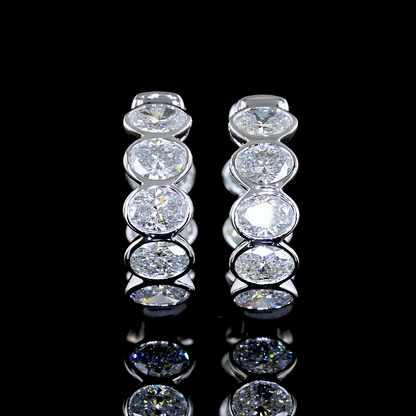 Huggies Earring Oval 14K White Gold ER7428