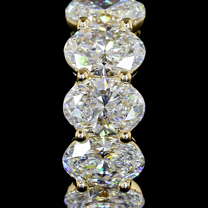 Huggies Earring Oval 14K Yellow Gold ER8028