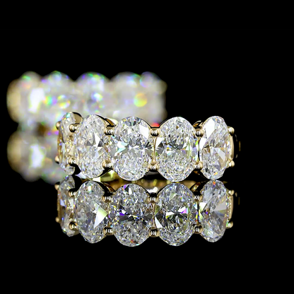 Huggies Earring Oval 14K Yellow Gold ER8028