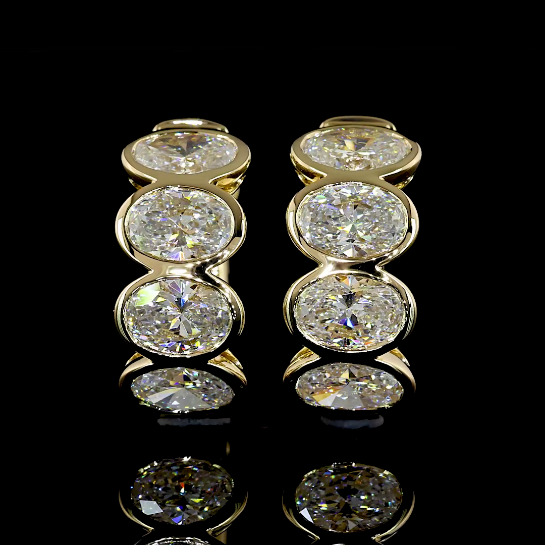 Huggies Earring Oval 14K Yellow Gold ER8148