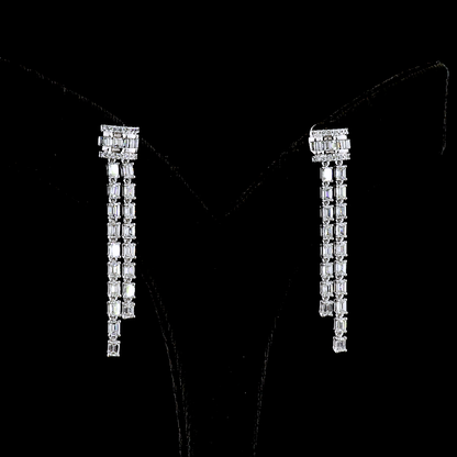 Lariat Earring Emerald 14K White Gold ER9513