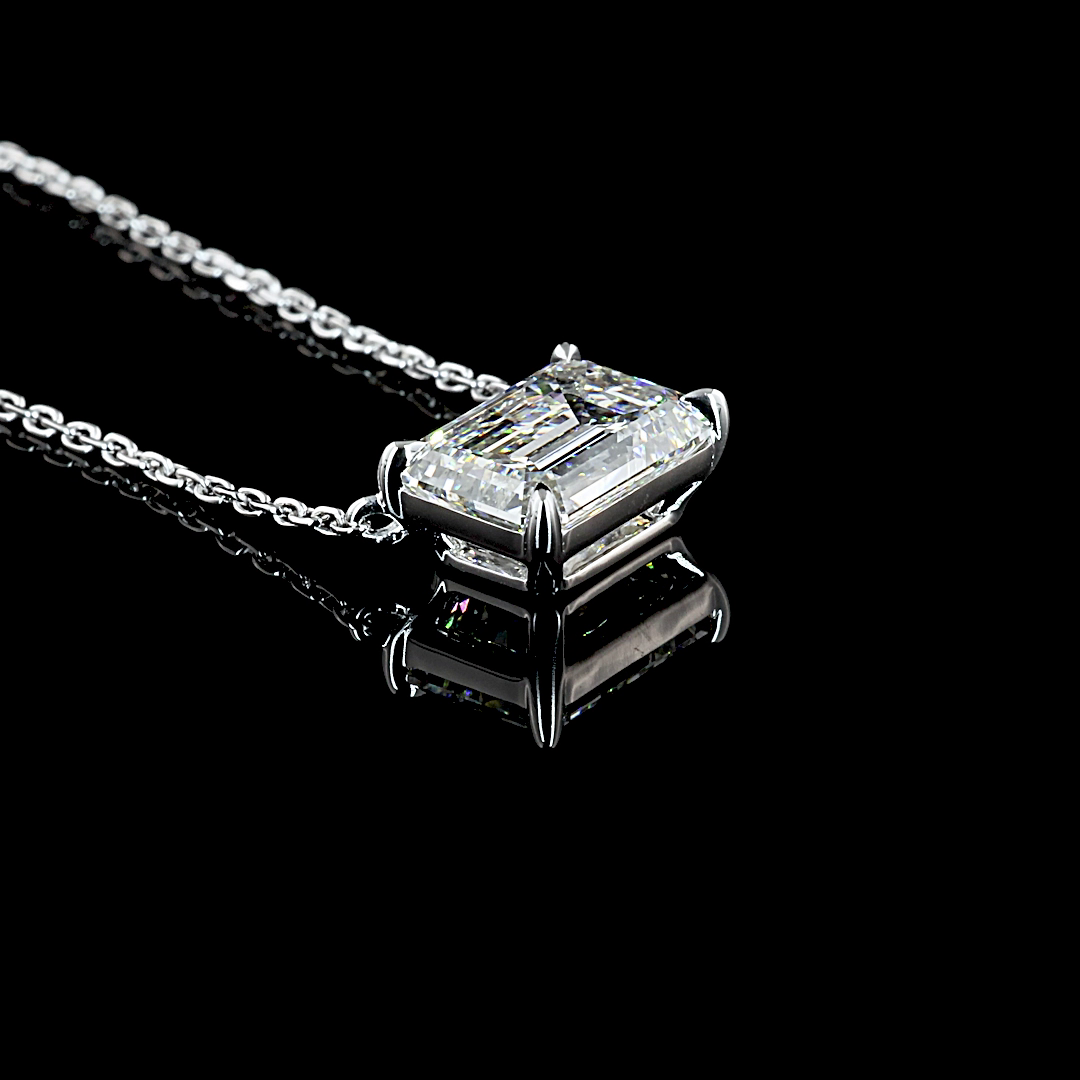 Solitaire Pendant Emerald 14K White Gold PD963