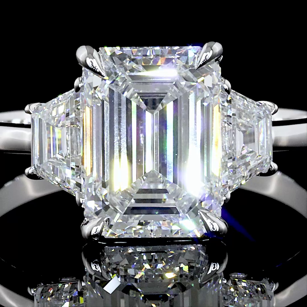 3 Stones Ring Emerald 14K White Gold RG2079