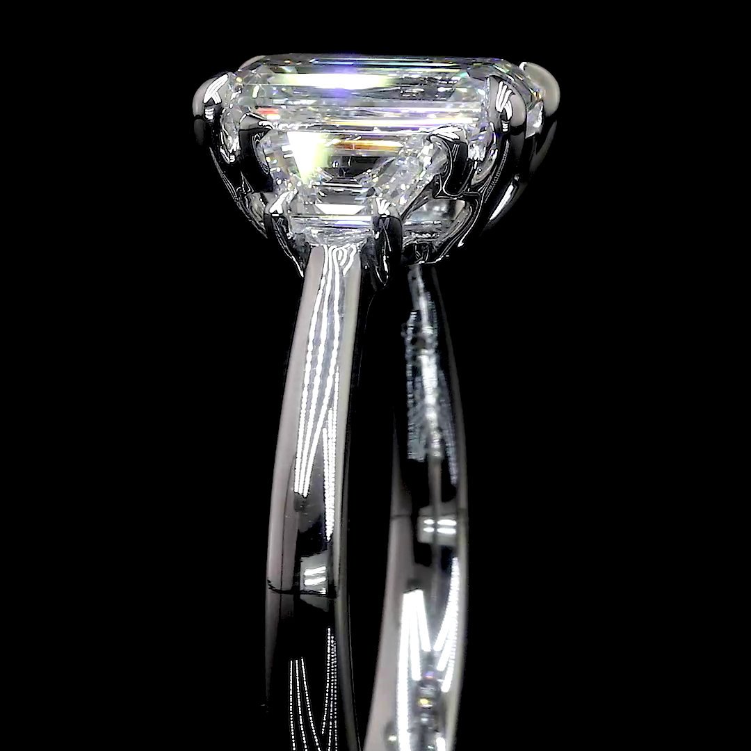 3 Stones Ring Emerald Platinum RG1692