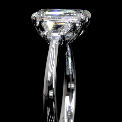 3 Stones Ring Emerald Platinum RG1692