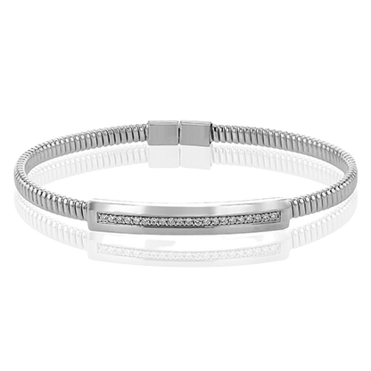 Ribbed Bangle in 18k Gold with Diamonds