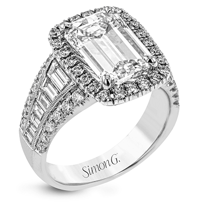 Engagement Ring in 18k Gold with Diamonds - Simon G. Jewelry