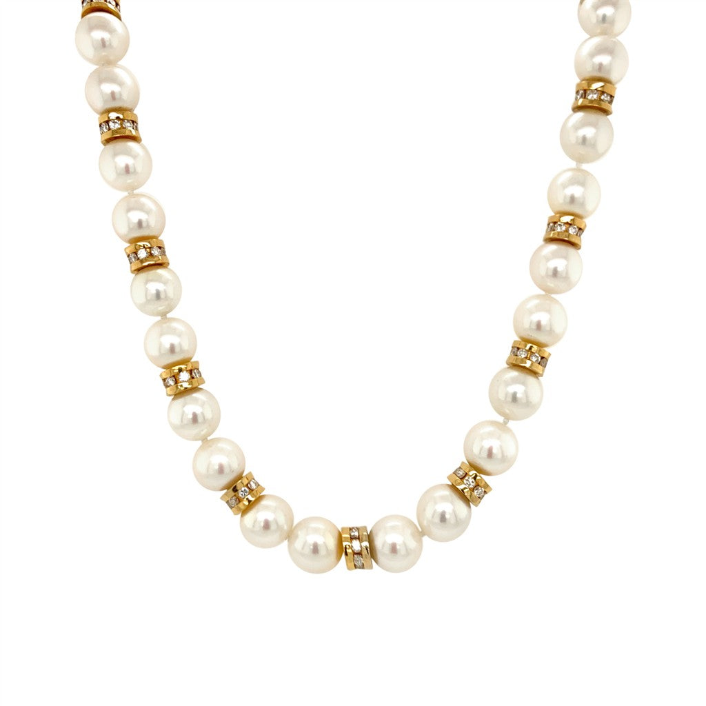 Diamond Roundels & Pearl Necklace in 14K Yellow Gold