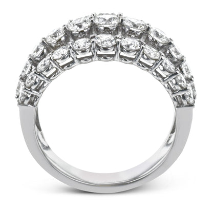 Fashion Ring In 18k Gold With Diamonds