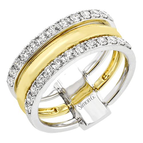 Right Hand Ring in 18k Gold with Diamonds