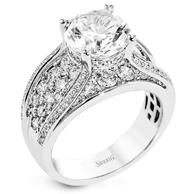 Round - Cut Engagement Ring In 18k Gold With Diamonds - Simon G. Jewelry