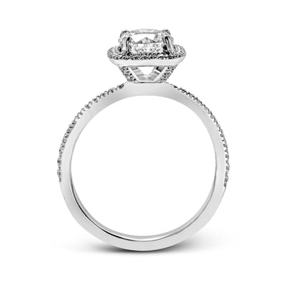 Round-cut Halo Engagement Ring & Matching Wedding Band in 18k Gold with Diamonds