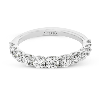 Wedding Band in 18k Gold with Diamonds